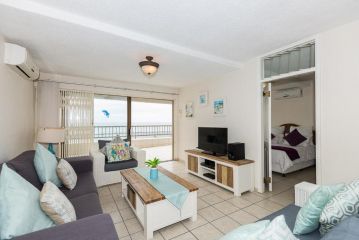 Beachcombers 13 Apartment, Ballito - 2