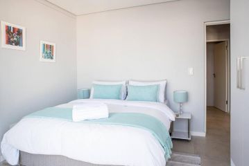 Beachfront 2 bedroom with swimming pool, Blouberg Apartment, Cape Town - 1