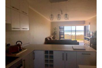Beachfront Apartment at Malata Beach in Blouberg Apartment, Bloubergstrand - 3