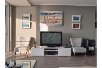 Beachfront Luxury Cape Town Apartment, Bloubergstrand - 4