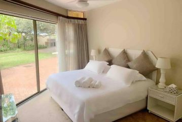 Beachside 4 Bedroom Apartment on Umhlanga Promenade Apartment, Durban - 2