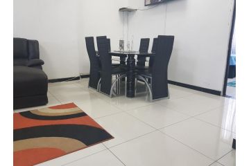 Beachurst Apartment, Durban - 5