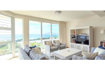 Beachy Head Hideaway - Sea Facing Apartment At Rob 5 Beach Apartment, Plettenberg Bay - 1