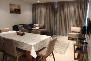 Beacon Rock - 6 sleeper Luxurious Apartment, Durban - 1