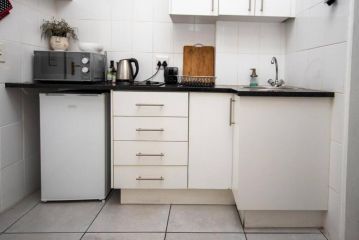 Beautiful and convenient studio in Sea Point Apartment, Cape Town - 3