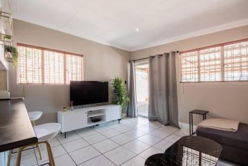 Beautiful and Modern apartment close to Menlyn Apartment, Pretoria - 4