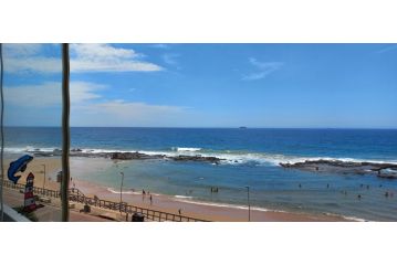 Umdloti Beachfront Apartment, Umdloti - 3