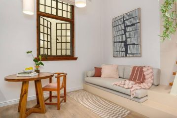 Beautiful Updated Loft Apt â€“ Centrally Located Apartment, Cape Town - 3