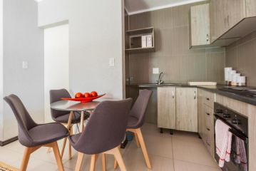 Bedfordview Haven Apartment, Johannesburg - 4