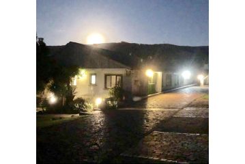 Belcharto Farm stay, Stellenbosch - 2