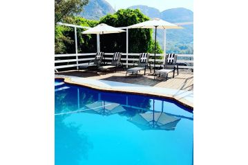 Bella Santorini Harties Guest house, Hartbeespoort - 4