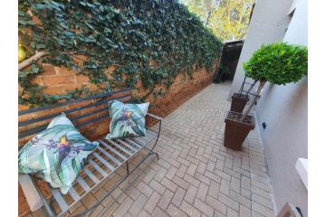 Bendor Garden Flat Apartment, Polokwane - 1