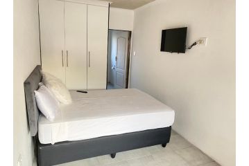 Benguni Guest house Apartment, Standerton - 3