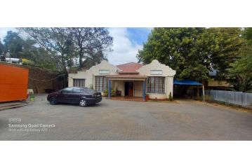 Bennyguesthouse Guest house, Pretoria - 1