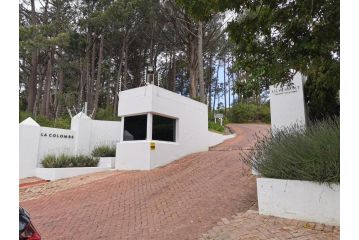 Berghuesli Villa de Luxe Guest house, Cape Town - 3