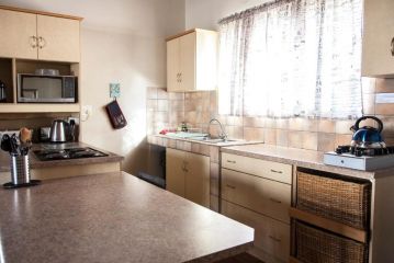 Bergsicht Country Cottages - Town Apartment, Tulbagh - 3