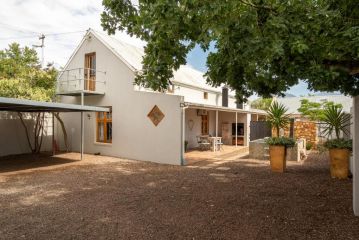 Bergsicht Country Cottages - Town Apartment, Tulbagh - 2