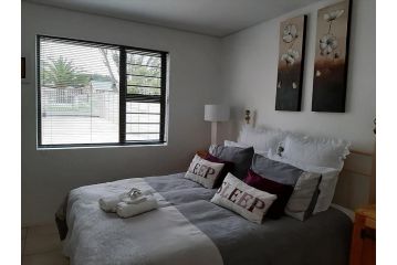 Bergsight Self Catering Accommodation Apartment, George - 2
