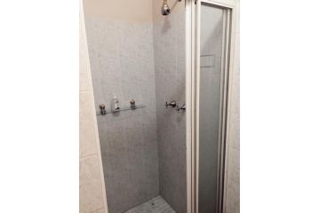 Bergview Family Cottage Apartment, Hilton - 5