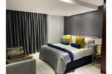 Bespoke 2 Bedroom , 2.5 Bathroom , Sandton JHB Apartment, Johannesburg - 3