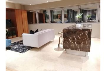 Best Views in Johannesburg Apartment, Johannesburg - 2