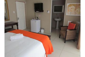 Bettie's Luxury Lodge Hotel, Kroonstad - 5