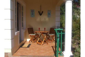 Bienvenue Self Catering Apartment, Mossel Bay - 4