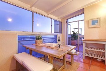 Big Bay Beach Club 37 by HostAgents Apartment, Bloubergstrand - 4