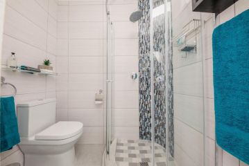Big Blue Accommodation Guest house, Bloubergstrand - 4