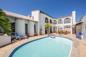 Big Blue Accommodation Guest house, Bloubergstrand - 2