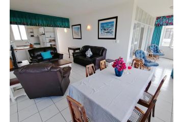 Claridges 404 Apartment, Margate - 5