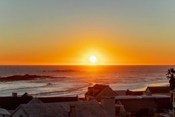 Blaauw Village Guest house, Bloubergstrand - 1