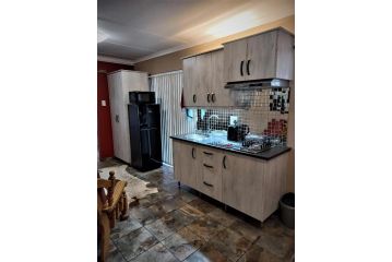 Blessings Guesthouse Bed and breakfast, Newcastle - 4