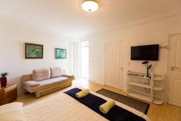 Ocean Breeze Bloubergstrand Guest house, Bloubergstrand - 4