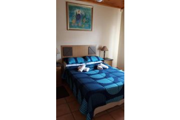 Blue Horizon Flat 8 Apartment, Jeffreys Bay - 4