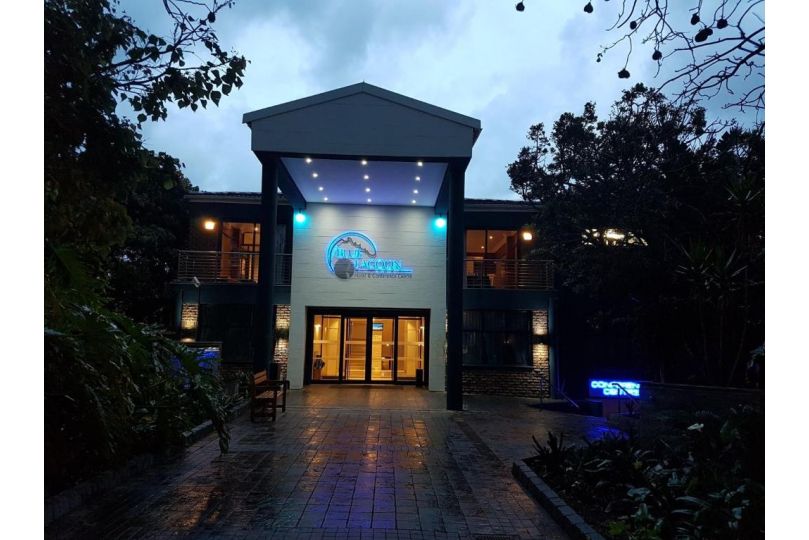 Blue Lagoon Hotel and Conference Centre Hotel, East London - imaginea 10