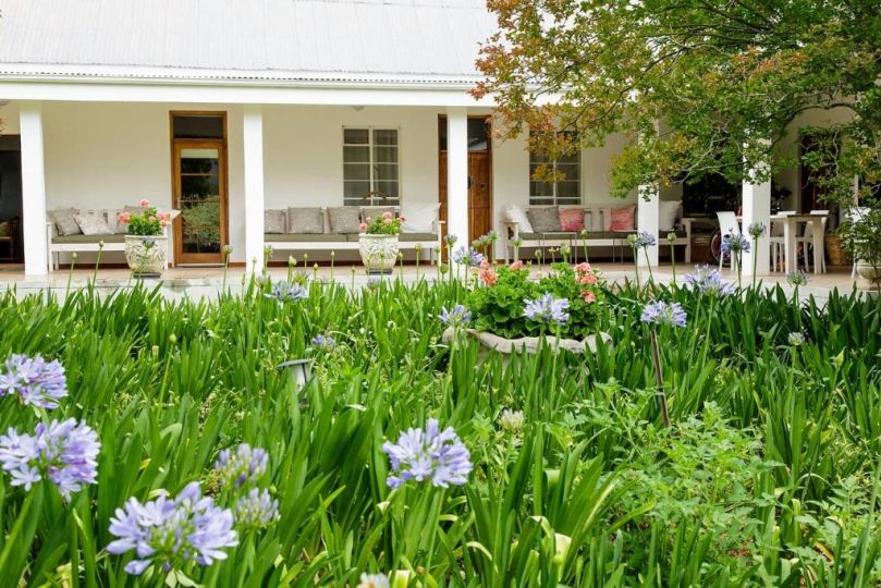 Blue Lily Retreat Bed and breakfast, Matjiesrivier - imaginea 13