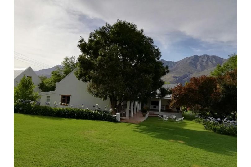 Blue Lily Retreat Bed and breakfast, Matjiesrivier - imaginea 9