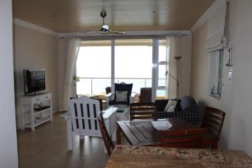 The Blue Marine Self-Catering Apartment, Gordonʼs Bay - 3