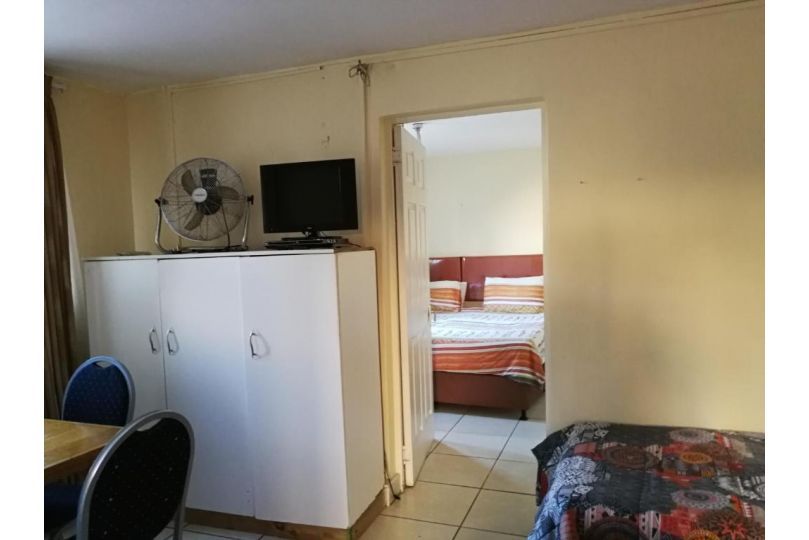 Bluff Accommodation Aybriden Self-Catering ApartHotel, Durban - imaginea 3