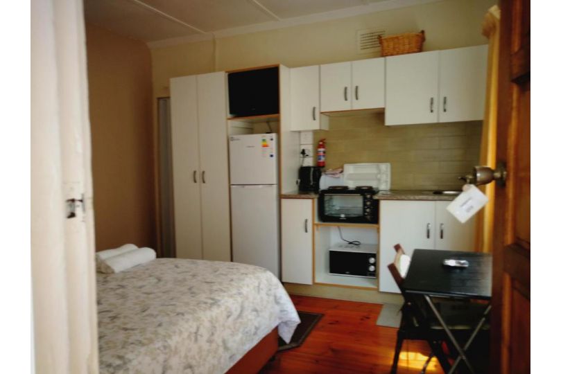 Bluff Accommodation Aybriden Self-Catering ApartHotel, Durban - imaginea 9