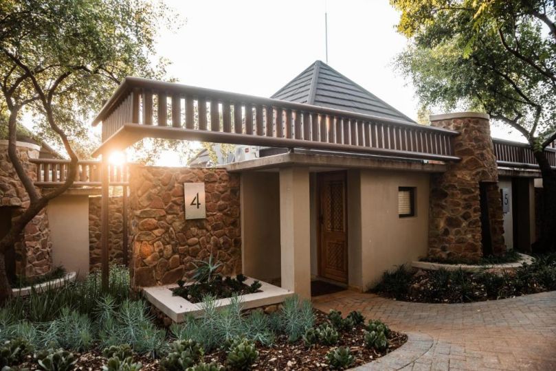 Bona Bona Game Lodge Hotel, Wolmaransstad - imaginea 8