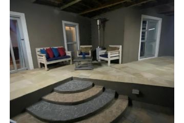 Boss Holiday Rentals Apartment, Cape Town - 5