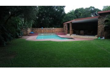 Botties Emunah Guest house, Pretoria - 2