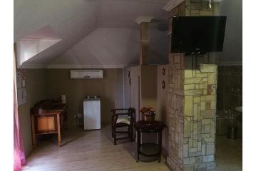 Bougain Villa Guesthouse Bed and breakfast, Winburg - 4