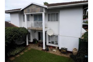 Bougainvillea BNB Bed and breakfast, Durban - 1