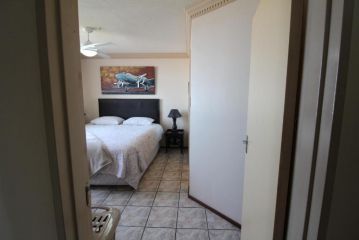 Boulevard 203 Apartment, Margate - 1