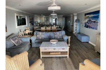 Boutique Apartment on Main Beach Apartment, Jeffreys Bay - 2