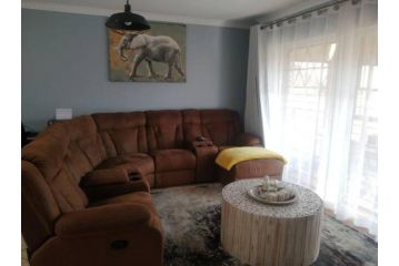 Bows & Charms suite in Moreleta, Pretoria east Guest house, Pretoria - 1