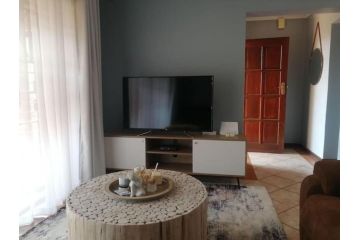 Bows & Charms suite in Moreleta, Pretoria east Guest house, Pretoria - 2